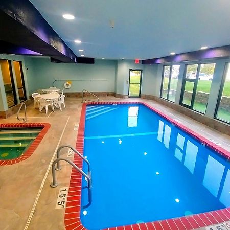 Americas Best Value Inn And Suites Lee'S Summit-Kansas City Extérieur photo