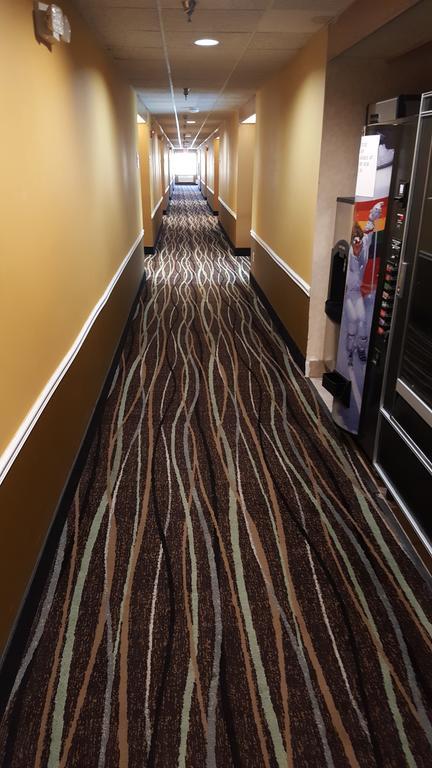 Americas Best Value Inn And Suites Lee'S Summit-Kansas City Extérieur photo