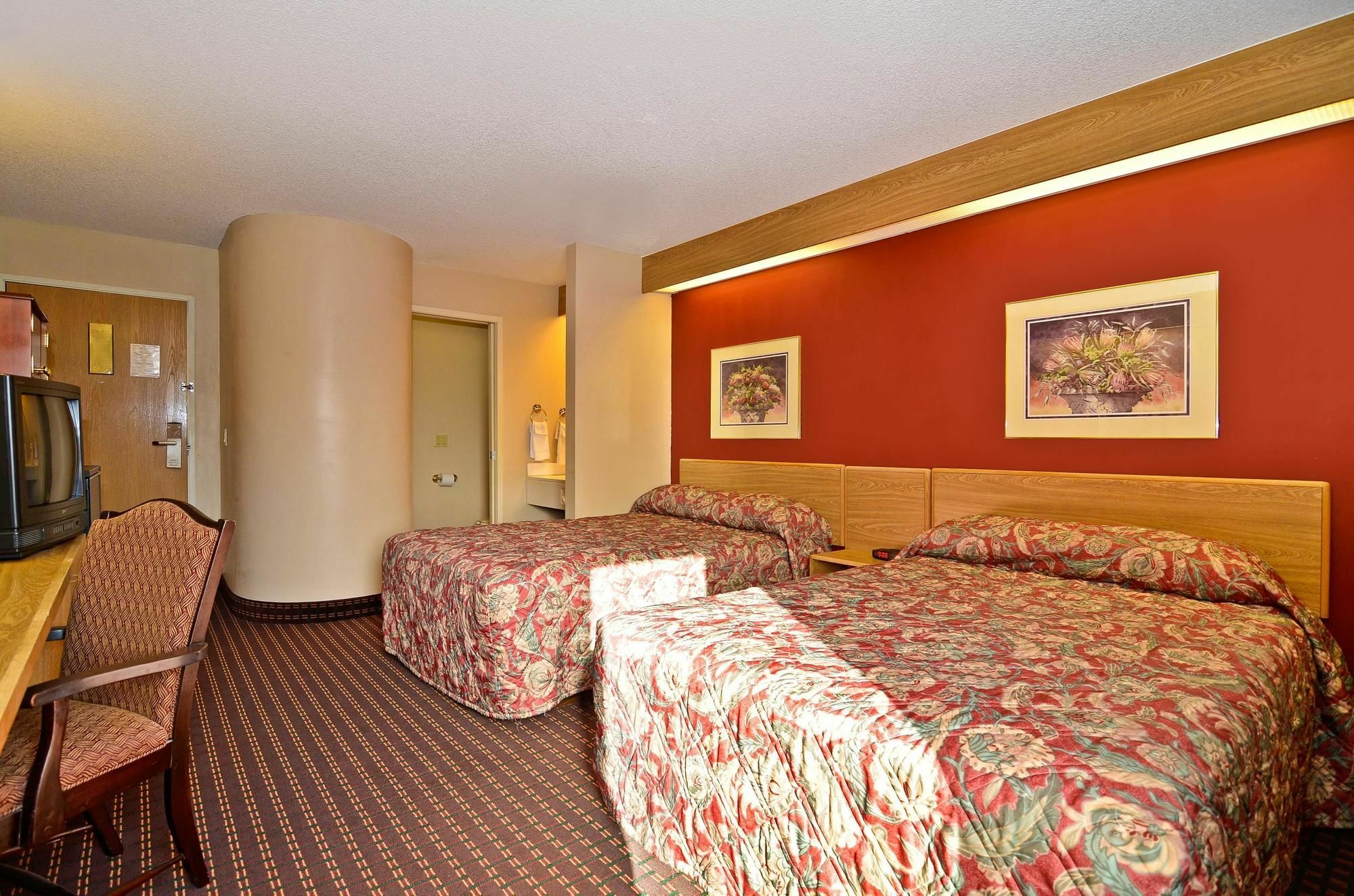 Americas Best Value Inn And Suites Lee'S Summit-Kansas City Extérieur photo